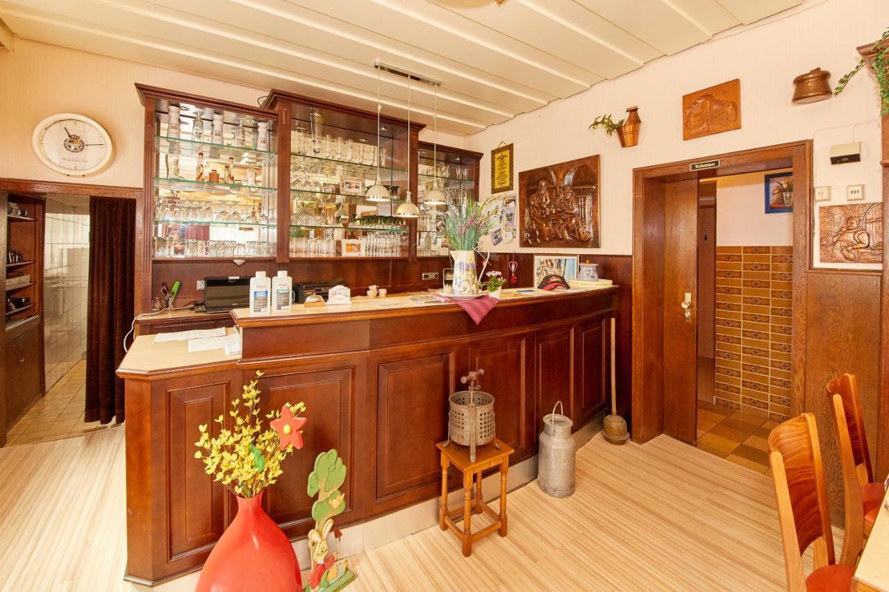 Hotel Zum Dicken Baum Mayen Ngoại thất bức ảnh